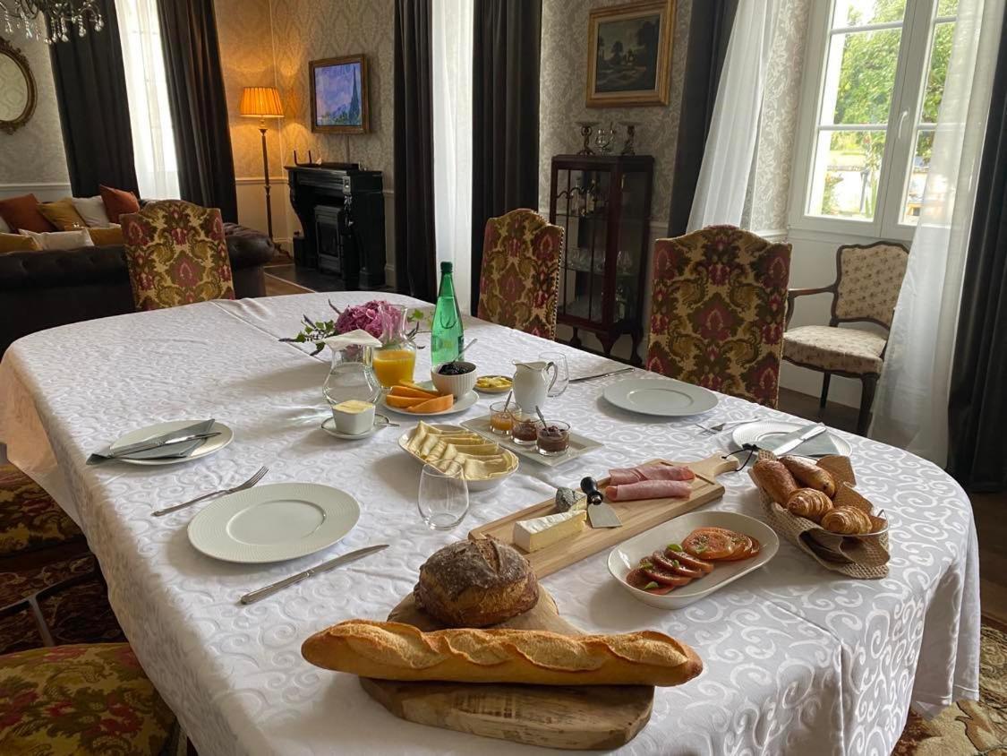 Le Grand Berger Chambres D'Hotes Angeac-Charente Εξωτερικό φωτογραφία